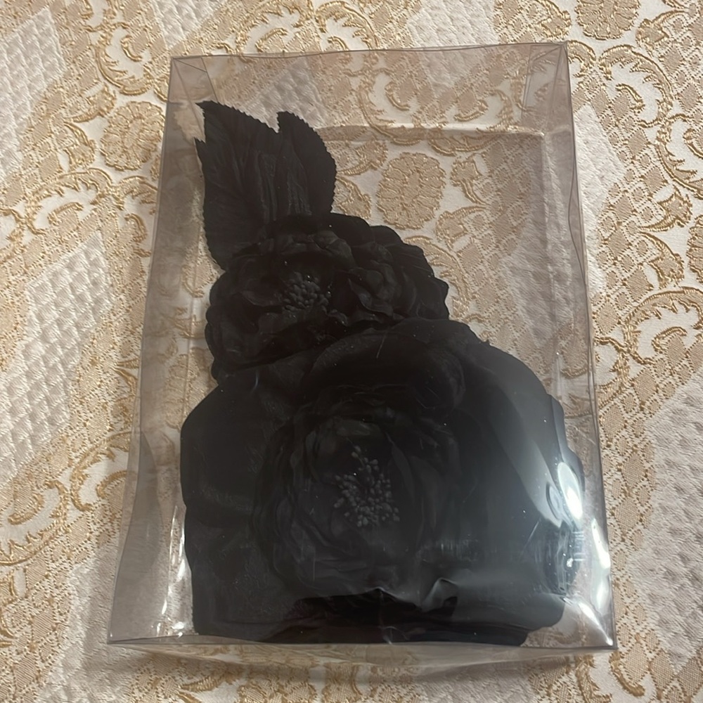 NIB Black Floral Shoulder Enhancement Fabric Pin - Picture 2 of 8